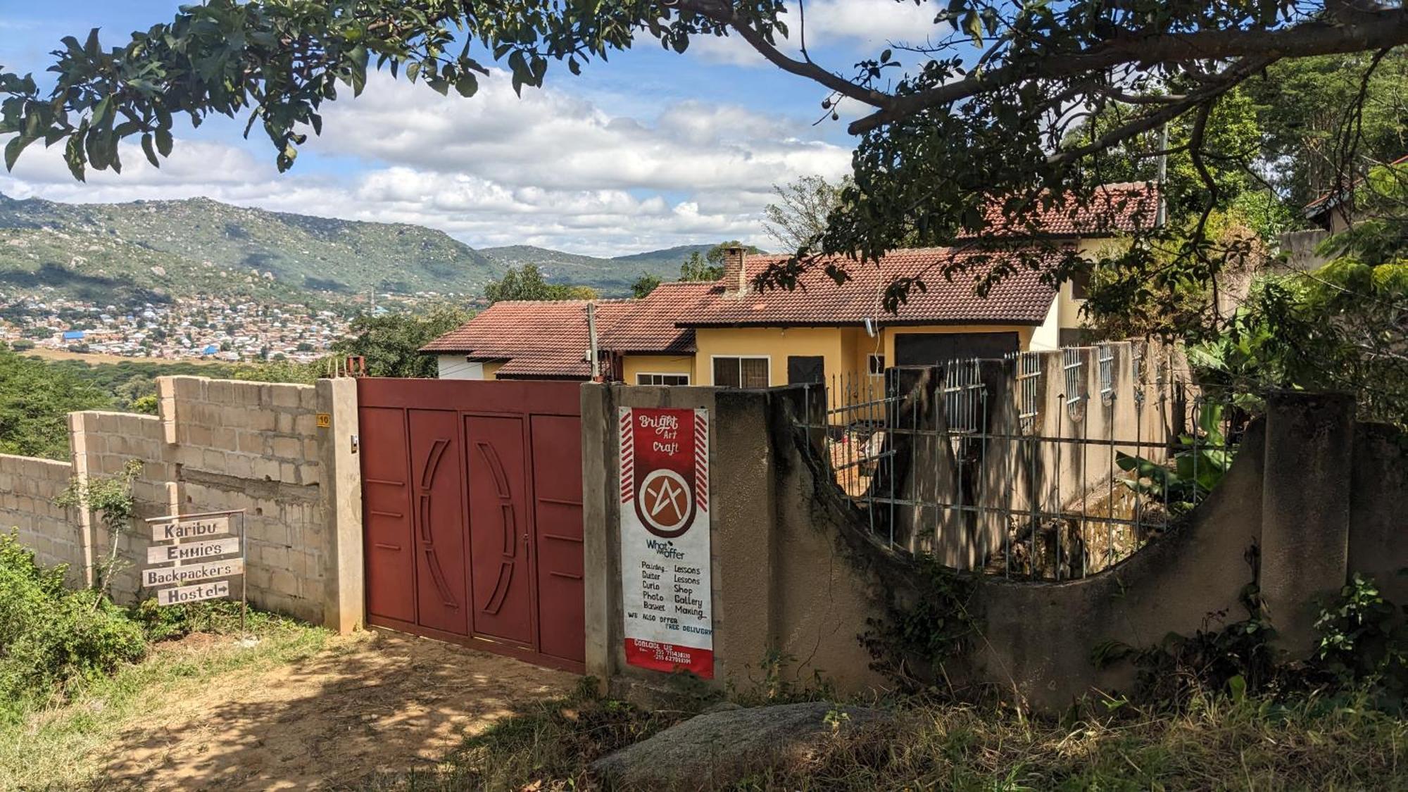 Safari Junction Backpackers Hostel イリンガ エクステリア 写真